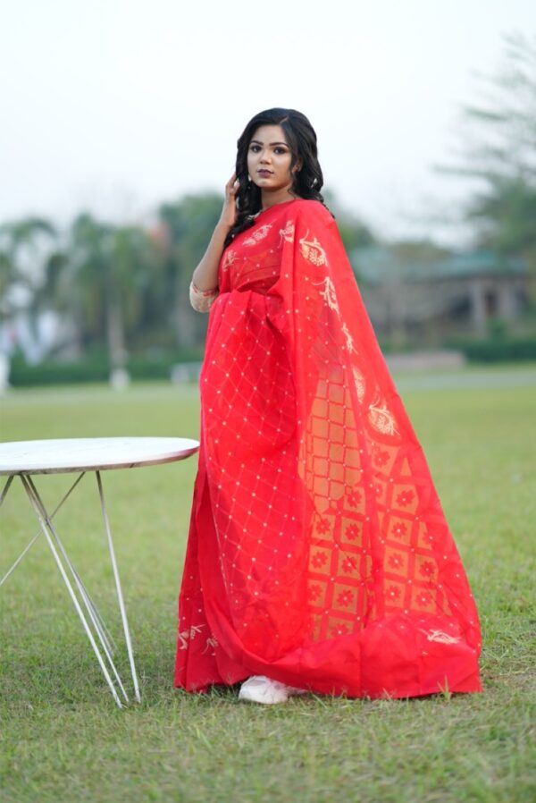 Bodhuya Jamdani Saree (বধুয়া জামদানী শাড়ি) 4 Piece Combo