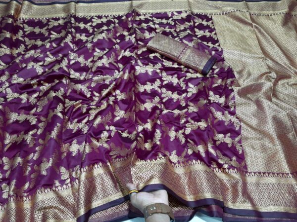Jumka Benaroshi Katan Saree (ঝুমকা বেনারসি কাতান শাড়ি) - Image 2