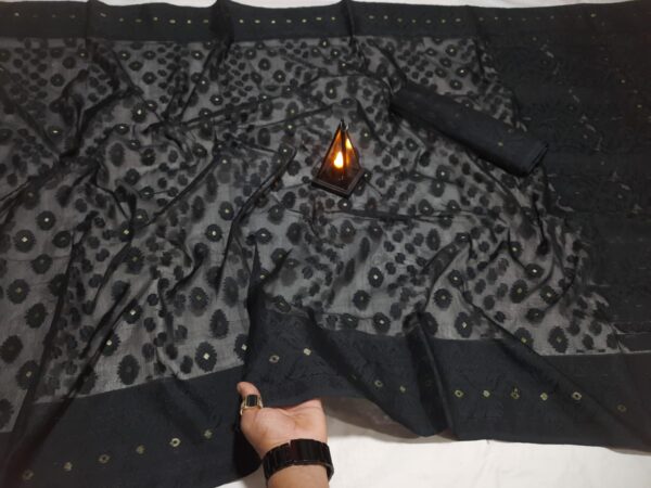 Kalo Jamdani Saree (কালো জামদানী শাড়ি) - Image 2