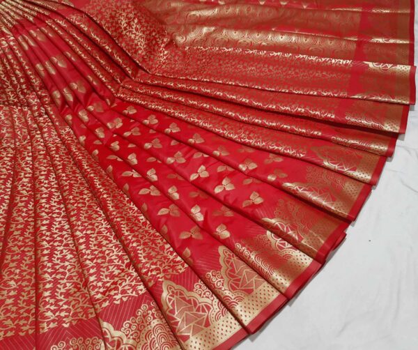 Kuchi Vinno Katan Saree (কুঁচি ভিন্ন কাতান শাড়ি)