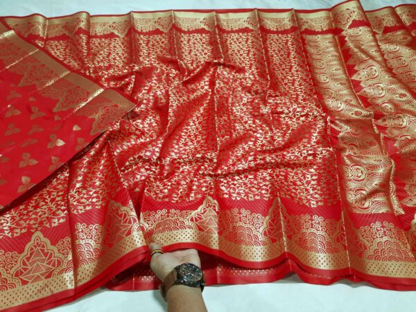 Kuchi Vinno Katan Saree (কুঁচি ভিন্ন কাতান শাড়ি) - Image 5