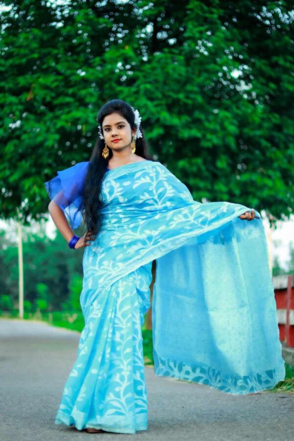Rupalilota Jamdani Saree (রূপালী লতা জামদানী শাড়ি) - Image 3