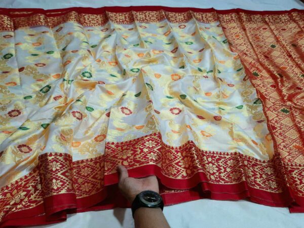 Sornolota Katan Saree (স্বর্ণলতা কাতান শাড়ি)