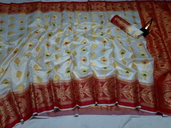 Priotoma Katan Saree (প্রিয়তমা কাতান শাড়ি) - Image 3