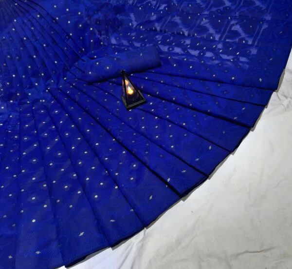 Karat Jamdani Sare (করাত জামদানী শাড়ি) - Image 4