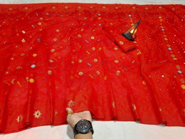 Rajrani Jamdani Saree (রাজরানী জামদানী শাড়ি) - Image 4