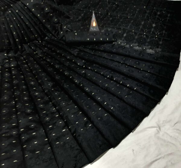 Kalo Jamdani saree (কালো জামদানী  শাড়ি) - Image 5